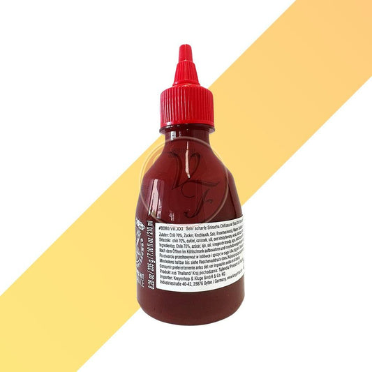 Sriracha Super Scharfe Chili-Soße - Uni-Eagle - Super Hot [210ml - 440ml] | Soßen & Pasten | Village Foods
