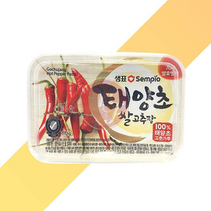 Hot Pepper Paste - Sempio - 170 g | Soßen & Pasten | Village Foods