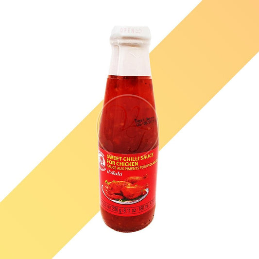 Süsse Chili Sauce für Huhn - Cock Brand - 350g | Soßen & Pasten | Village Foods