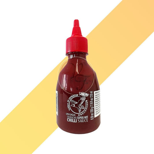Sriracha Super Scharfe Chili-Soße - Uni-Eagle - Super Hot [210ml - 440ml] | Soßen & Pasten | Village Foods